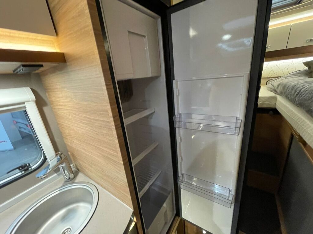Weinsberg CaraCompact 600 MEG Edition Pepper 2021 Valkoinen