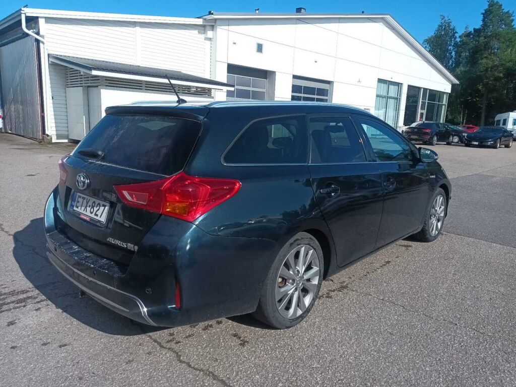 Toyota Auris 2014 Vihreä
