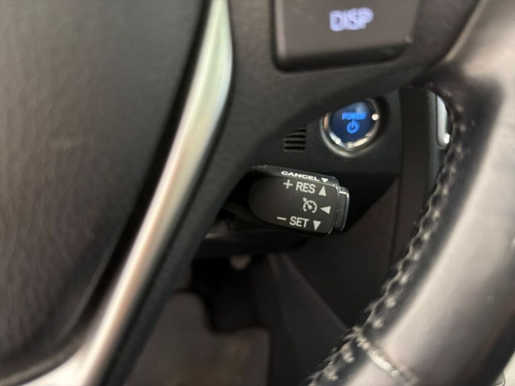 Toyota Auris 2014 Vihreä
