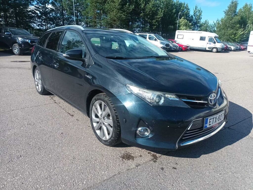 Toyota Auris 2014 Vihreä