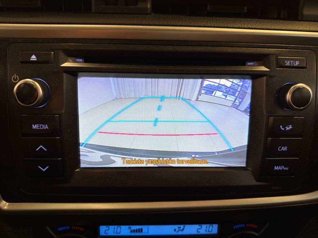 Toyota Auris 2014 Vihreä
