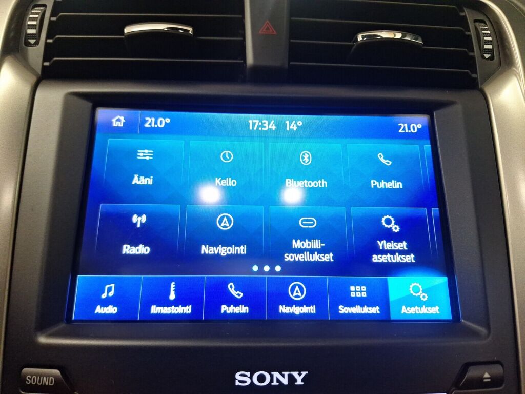 Ford Mondeo 2019 Musta