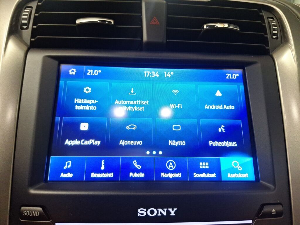 Ford Mondeo 2019 Musta