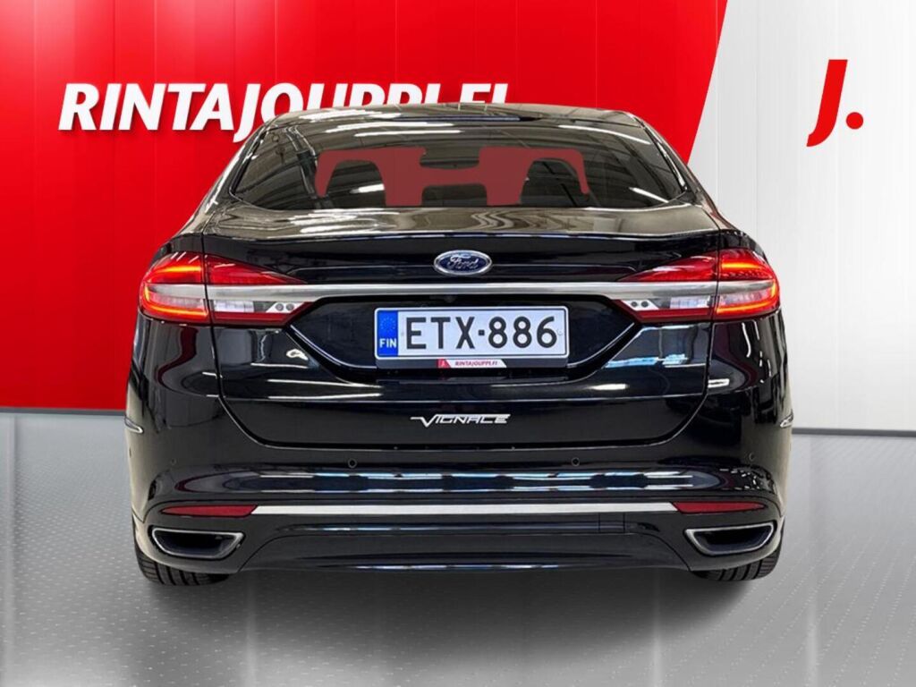 Ford Mondeo 2019 Musta