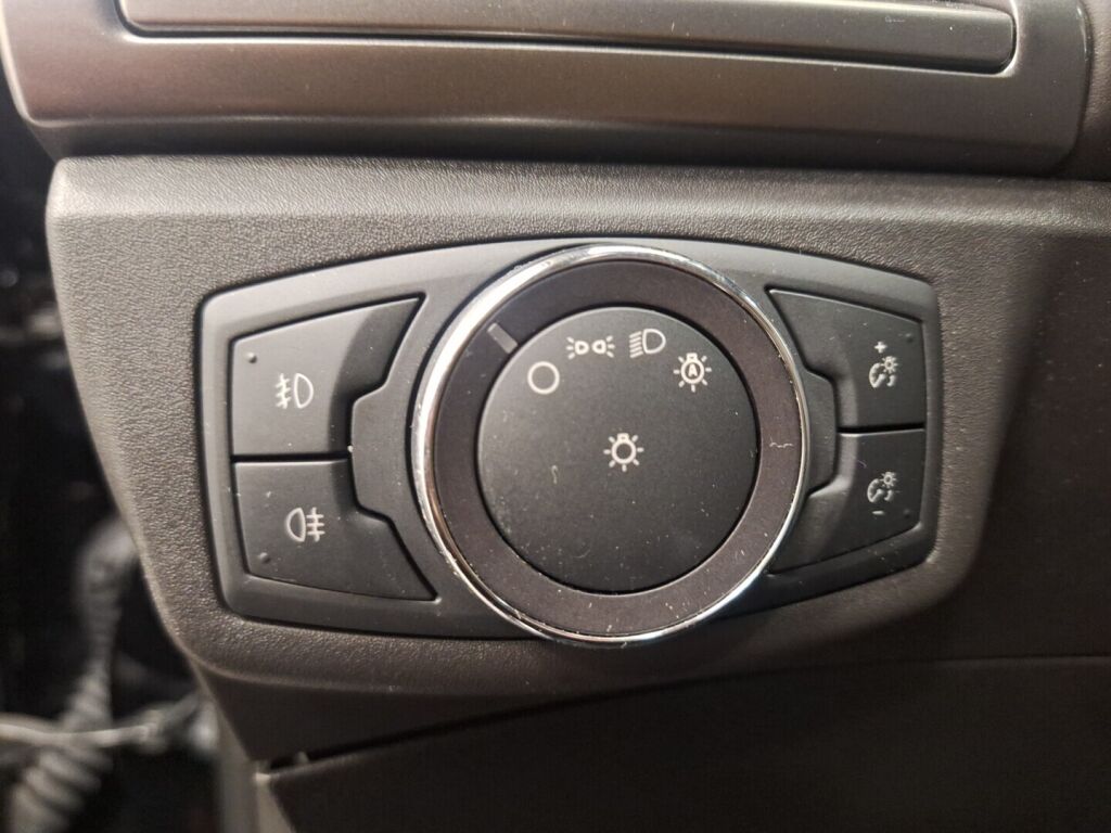 Ford Mondeo 2019 Musta