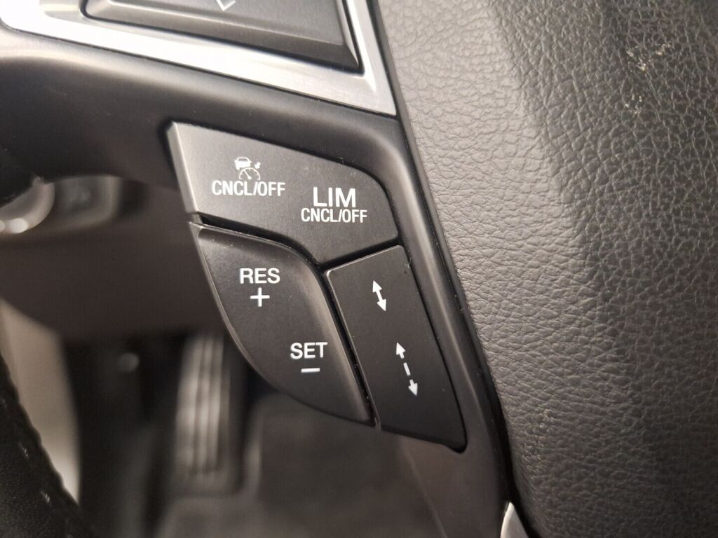 Ford Mondeo 2019 Musta