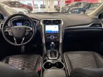 Ford Mondeo 2019 Musta