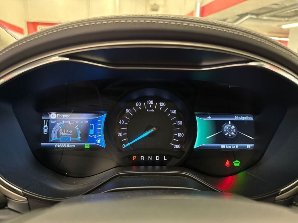 Ford Mondeo 2019 Musta