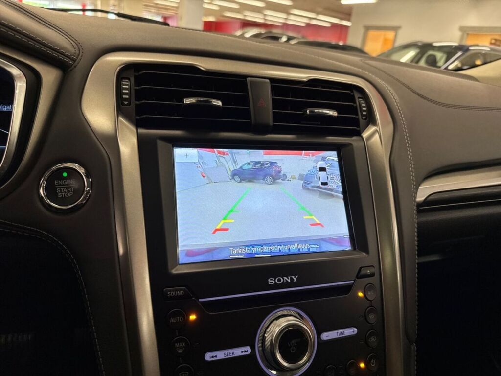 Ford Mondeo 2019 Musta