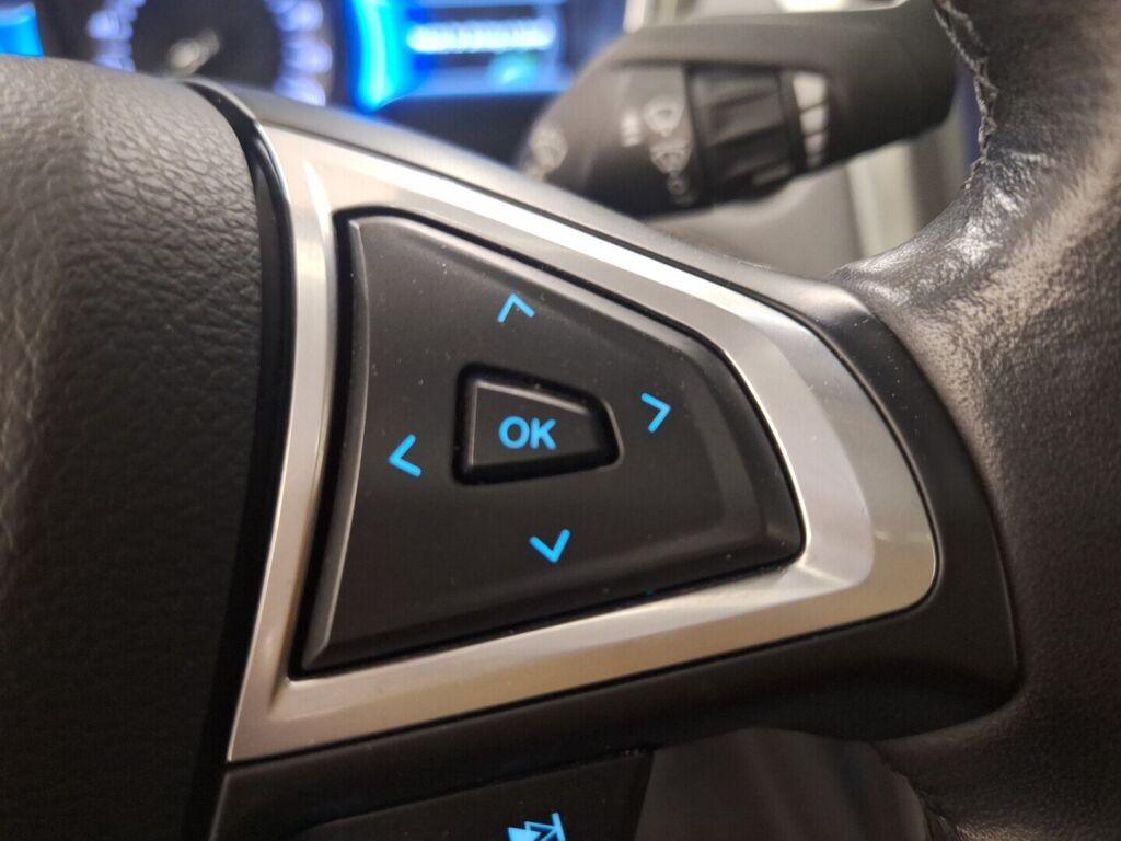 Ford Mondeo 2019 Musta