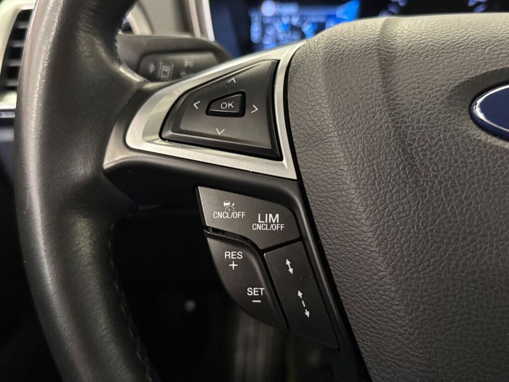 Ford Mondeo 2019 Musta