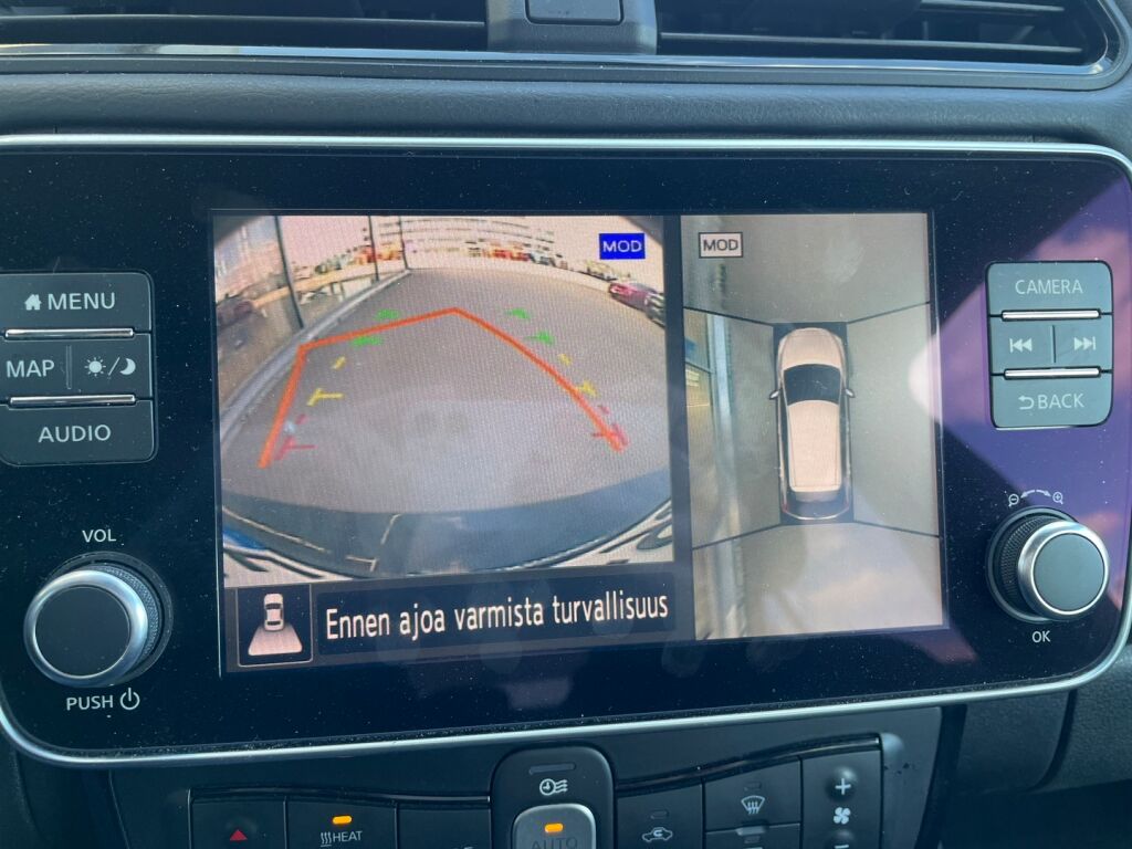 Nissan Leaf 2022 Musta