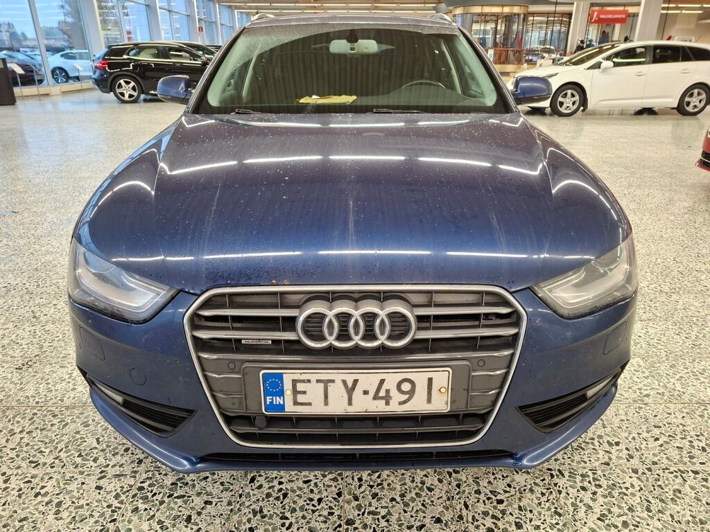 Audi A4 2013 Sininen