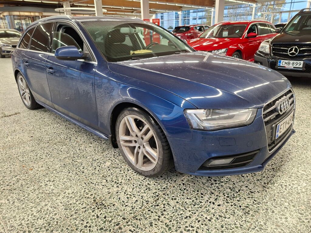 Audi A4 2013 Sininen