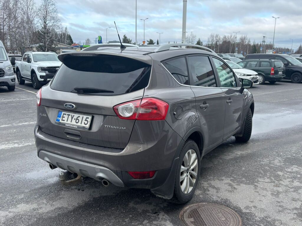 Ford Kuga 2012 Ruskea (beige)