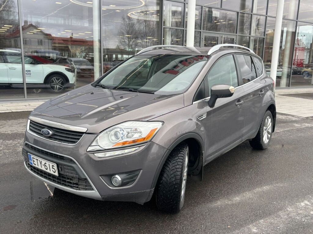 Ford Kuga 2012 Ruskea (beige)