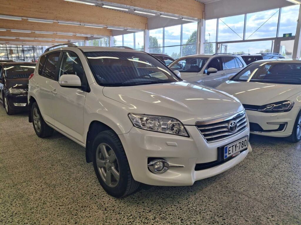 Toyota RAV4 2012 Valkoinen