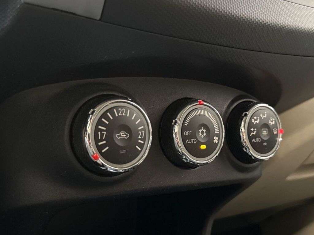 Mitsubishi Outlander 2012 Sininen