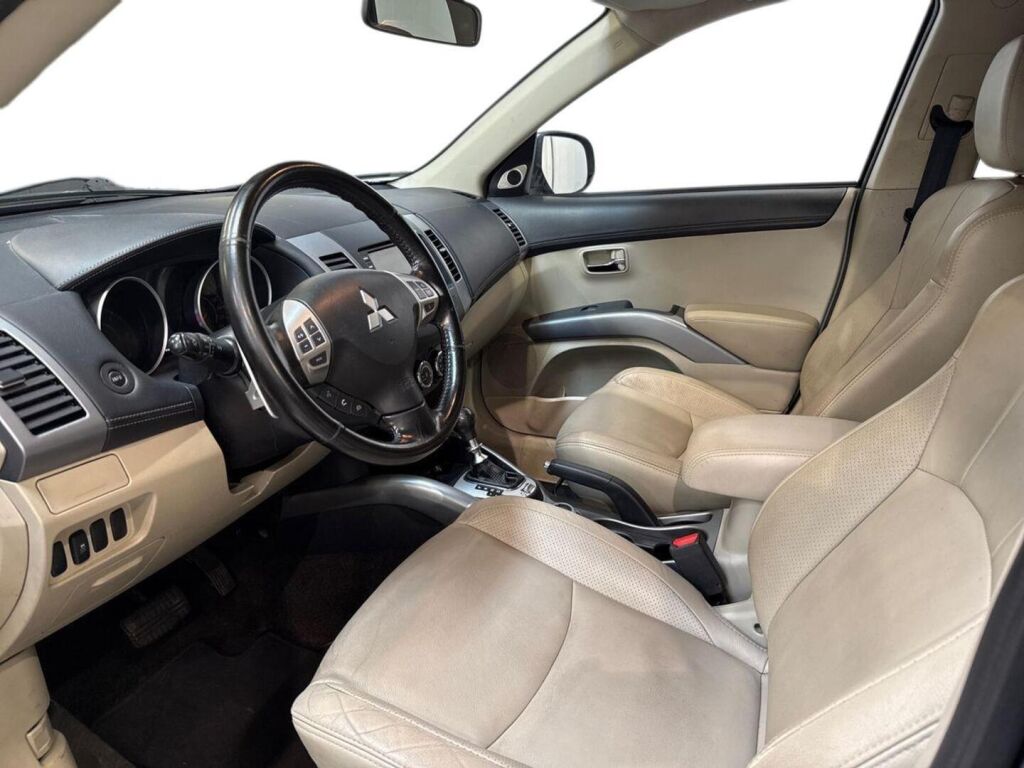 Mitsubishi Outlander 2012 Sininen