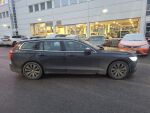 Volvo V60 2019 Musta