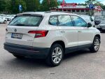 Skoda Karoq 2018 Valkoinen