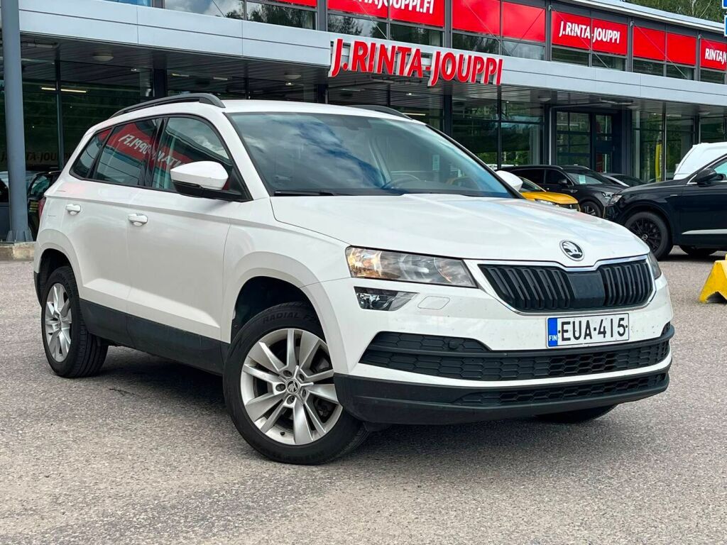 Skoda Karoq 2018 Valkoinen
