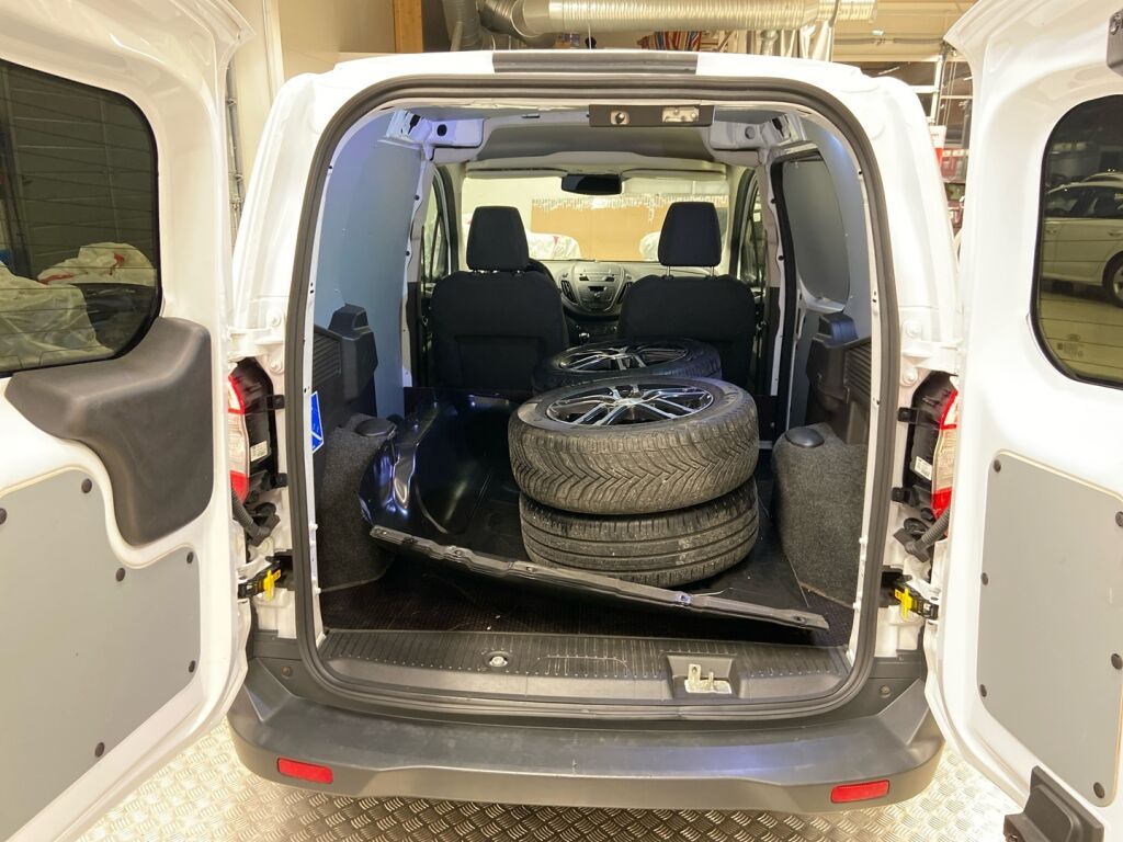 Ford Transit Courier 2022 Valkoinen