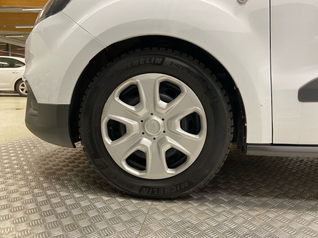 Ford Transit Courier 2022 Valkoinen