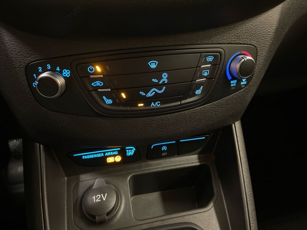 Ford Transit Courier 2022 Valkoinen