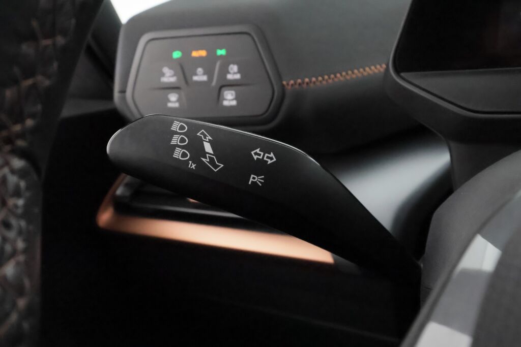 Cupra Born 2022 Sininen