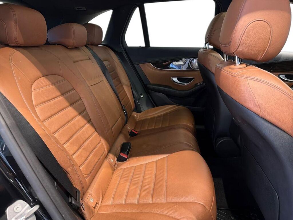 Mercedes-Benz GLC 2017 Musta