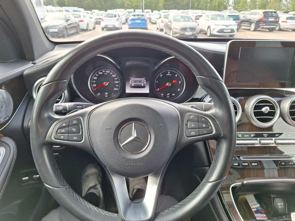 Mercedes-Benz GLC 2017 Musta