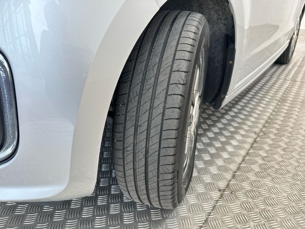 Volkswagen up! 2016 Hopea