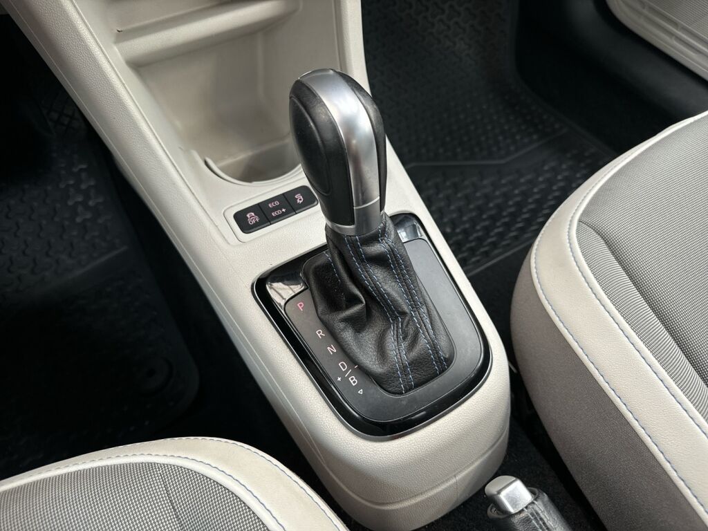 Volkswagen up! 2016 Hopea