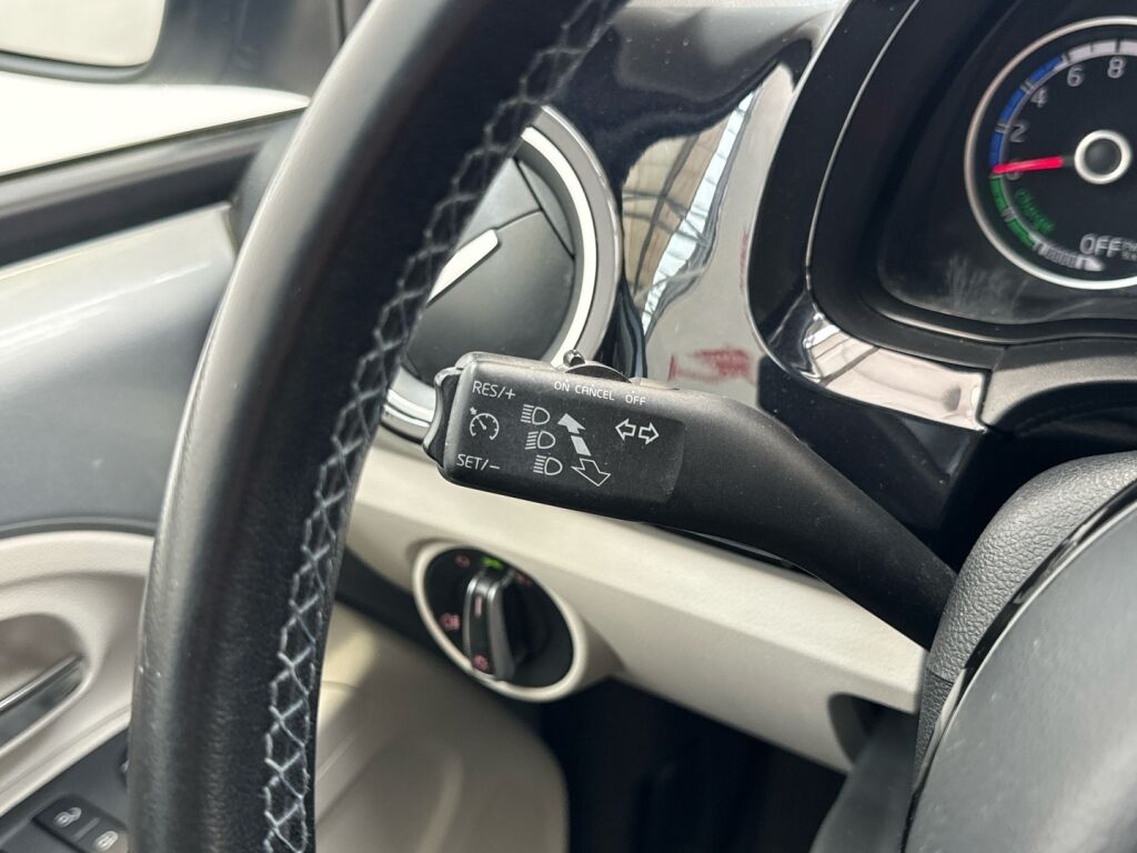 Volkswagen up! 2016 Hopea