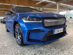 Skoda Enyaq 2023 met.sininen