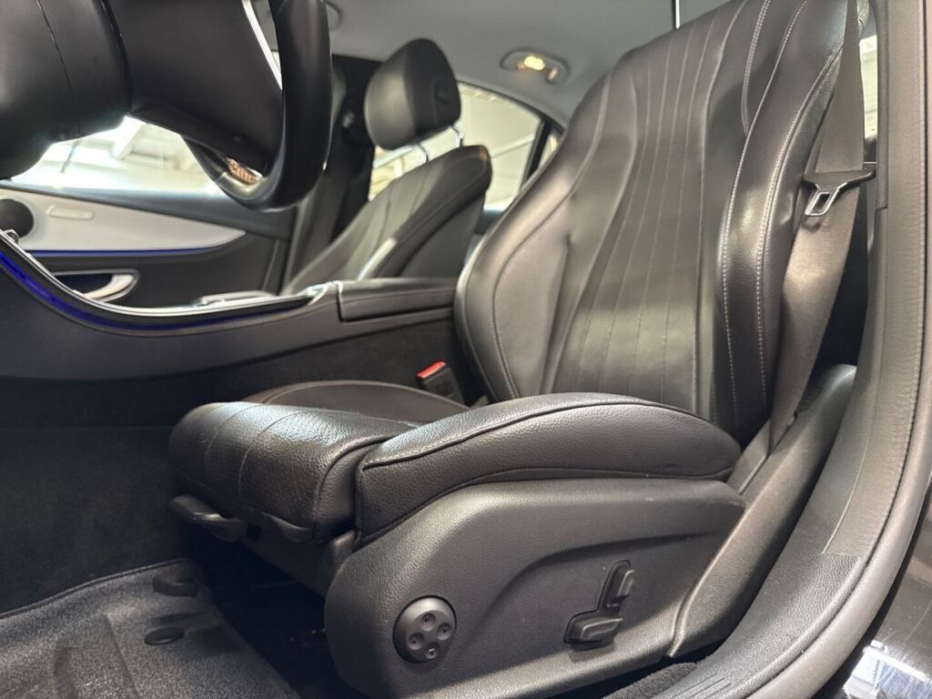 Mercedes-Benz E 2023 Musta