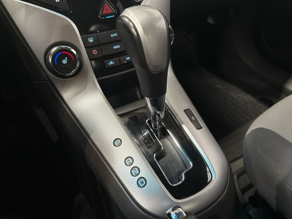 Chevrolet Cruze 2010 Harmaa