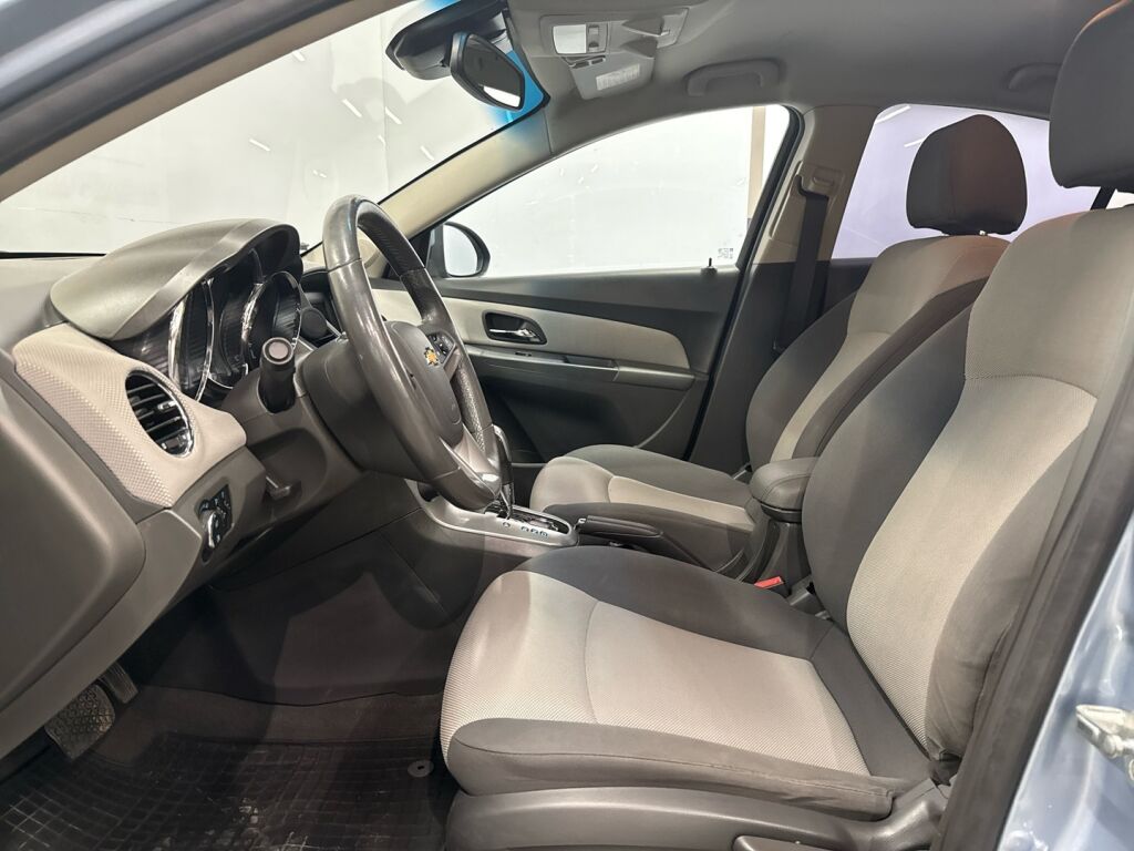 Chevrolet Cruze 2010 Harmaa