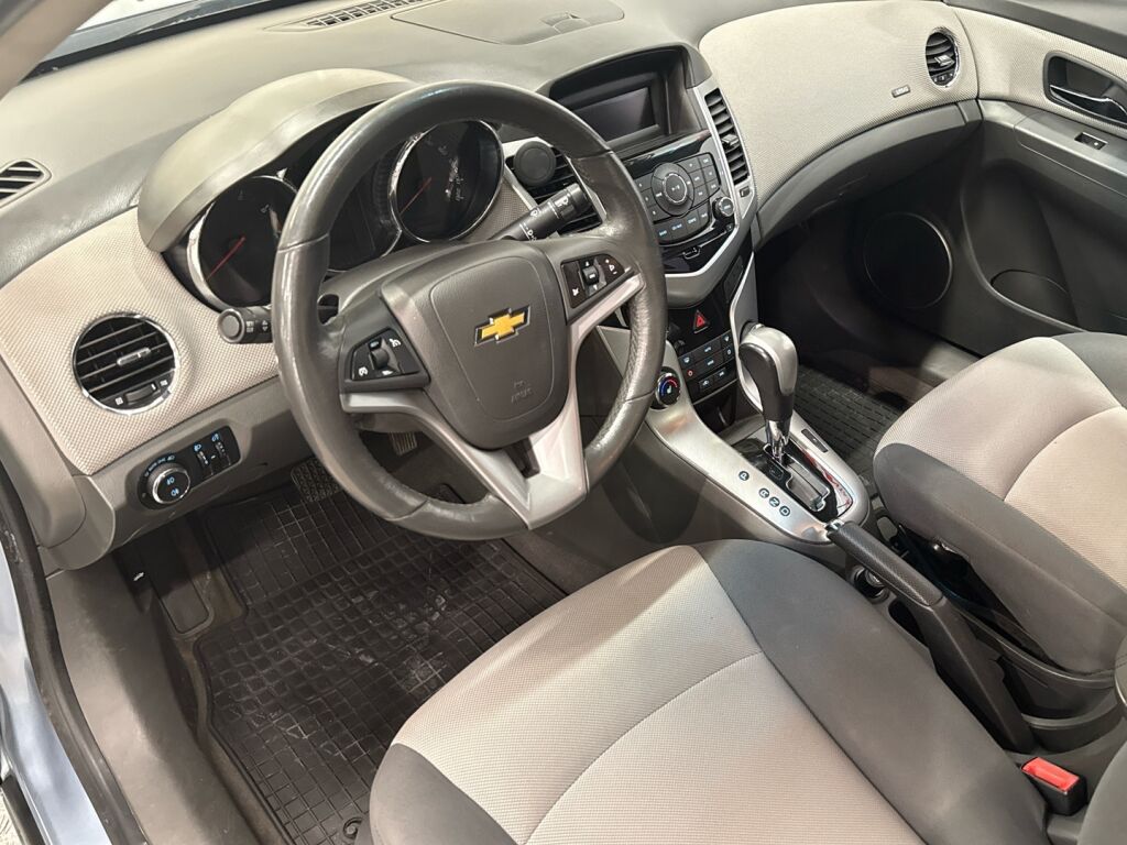 Chevrolet Cruze 2010 Harmaa