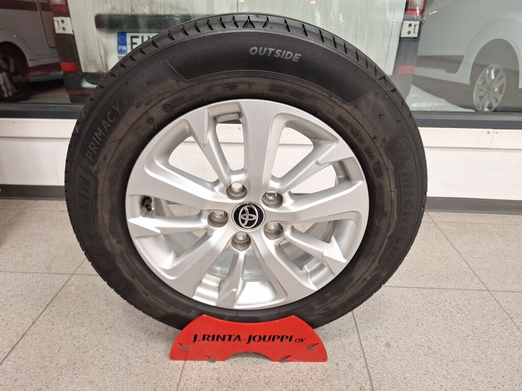 Toyota Yaris Cross 2022 Valkoinen