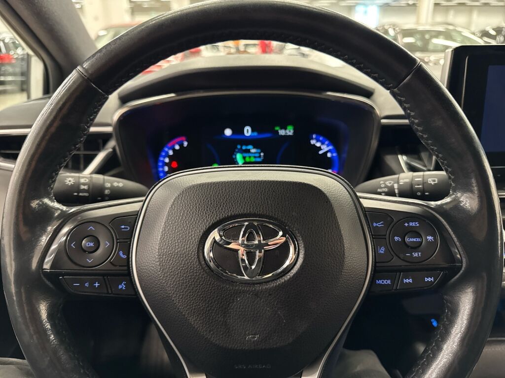 Toyota Corolla 2022 Valkoinen