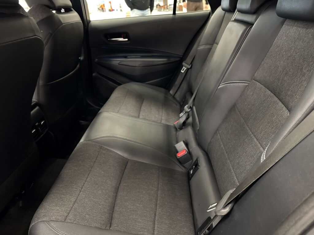 Toyota Corolla 2022 Valkoinen