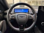 Ford Mustang Mach-E 2022 Punainen