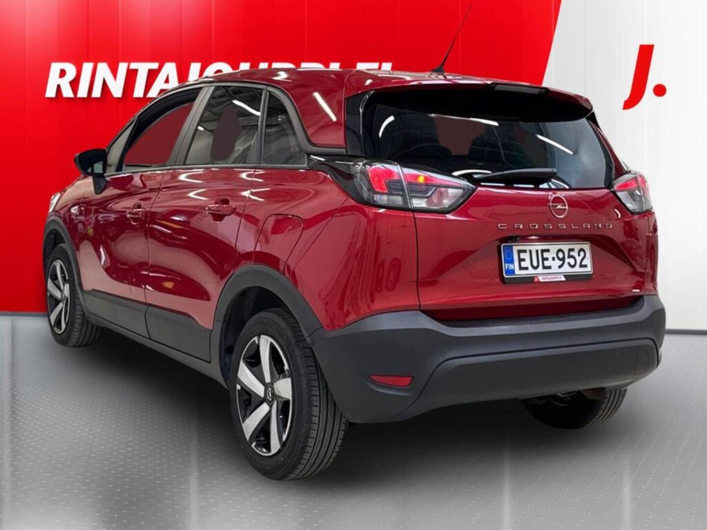Opel Crossland 2022 Punainen