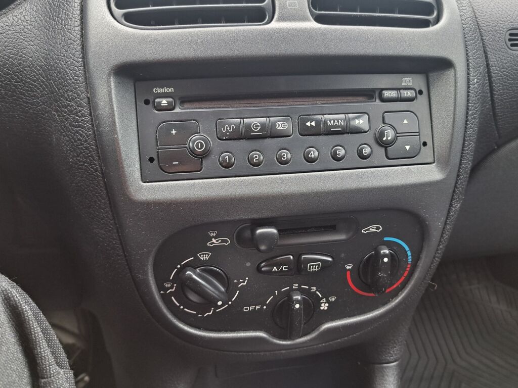Peugeot 206 2007 Musta