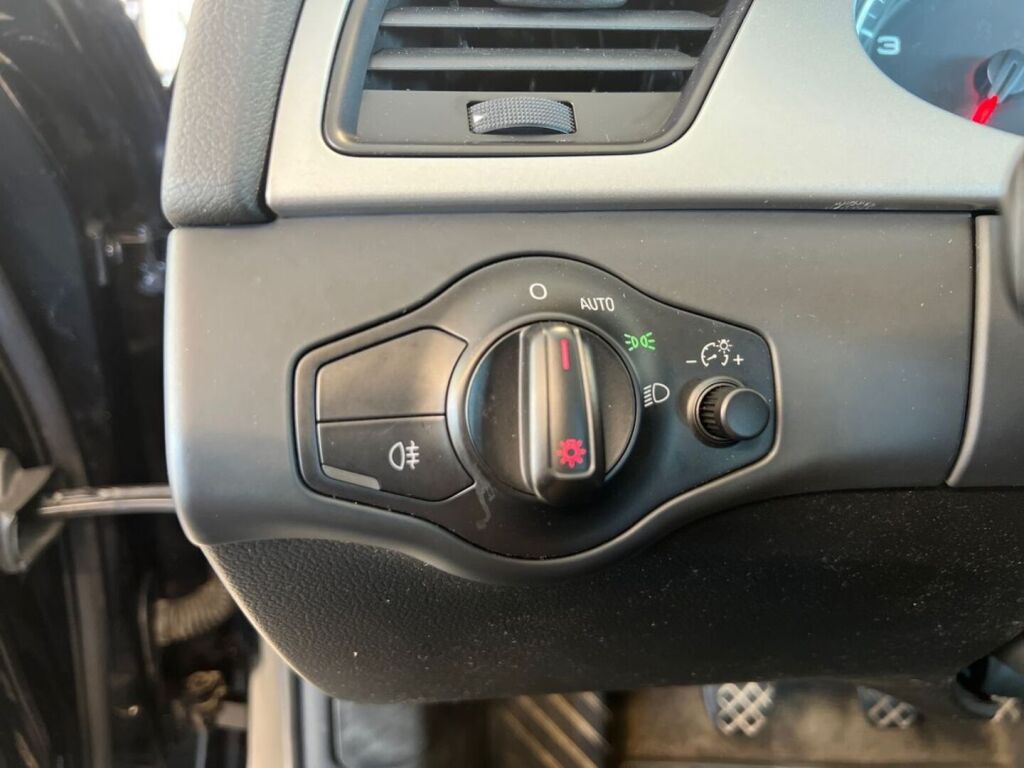 Audi A4 2008 Musta