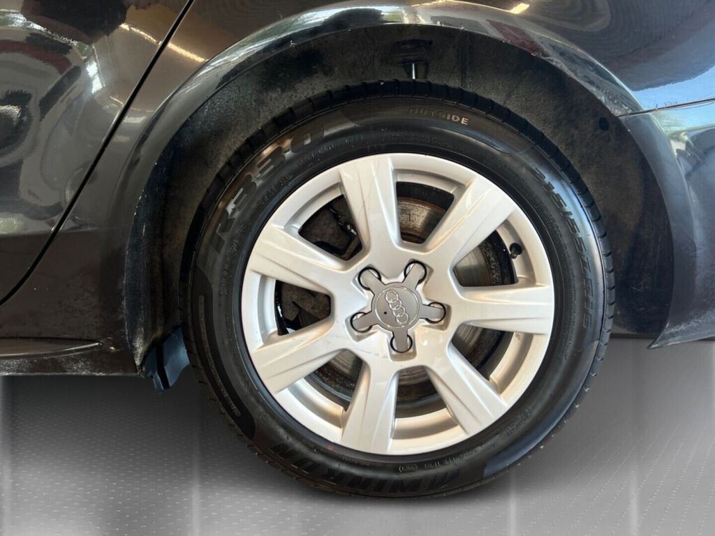Audi A4 2008 Musta