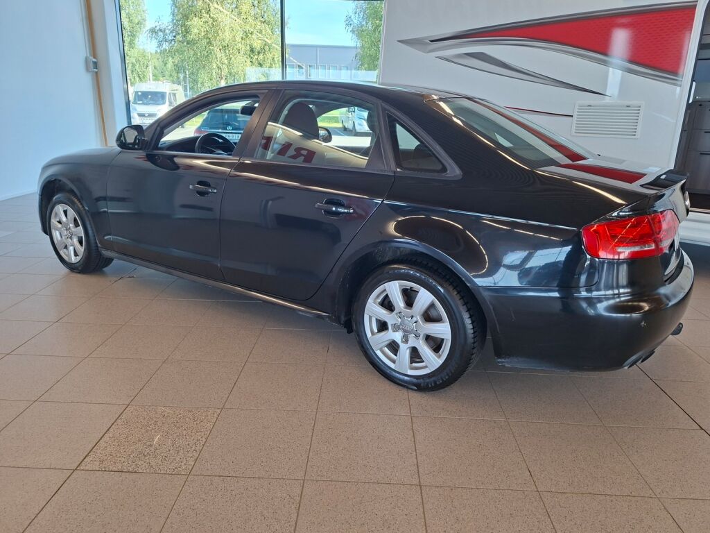 Audi A4 2008 Musta