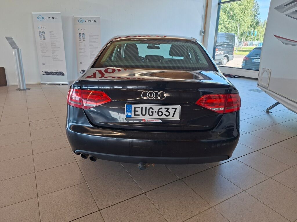 Audi A4 2008 Musta